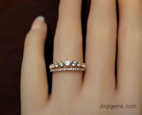 Diamond ring for queen