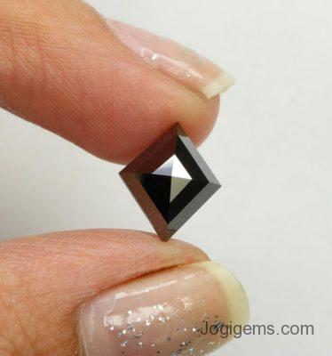 kite shape black diamond