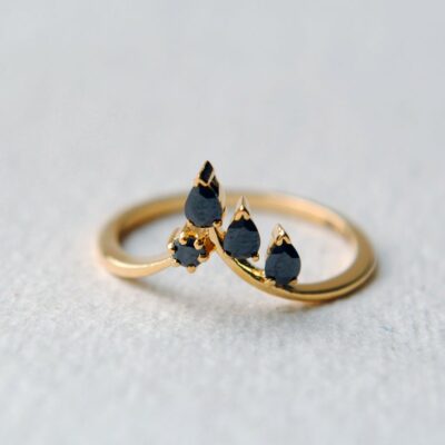 black diamond leaf ring