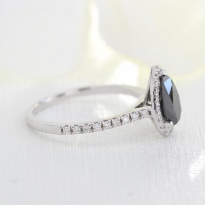 halo engagement rings