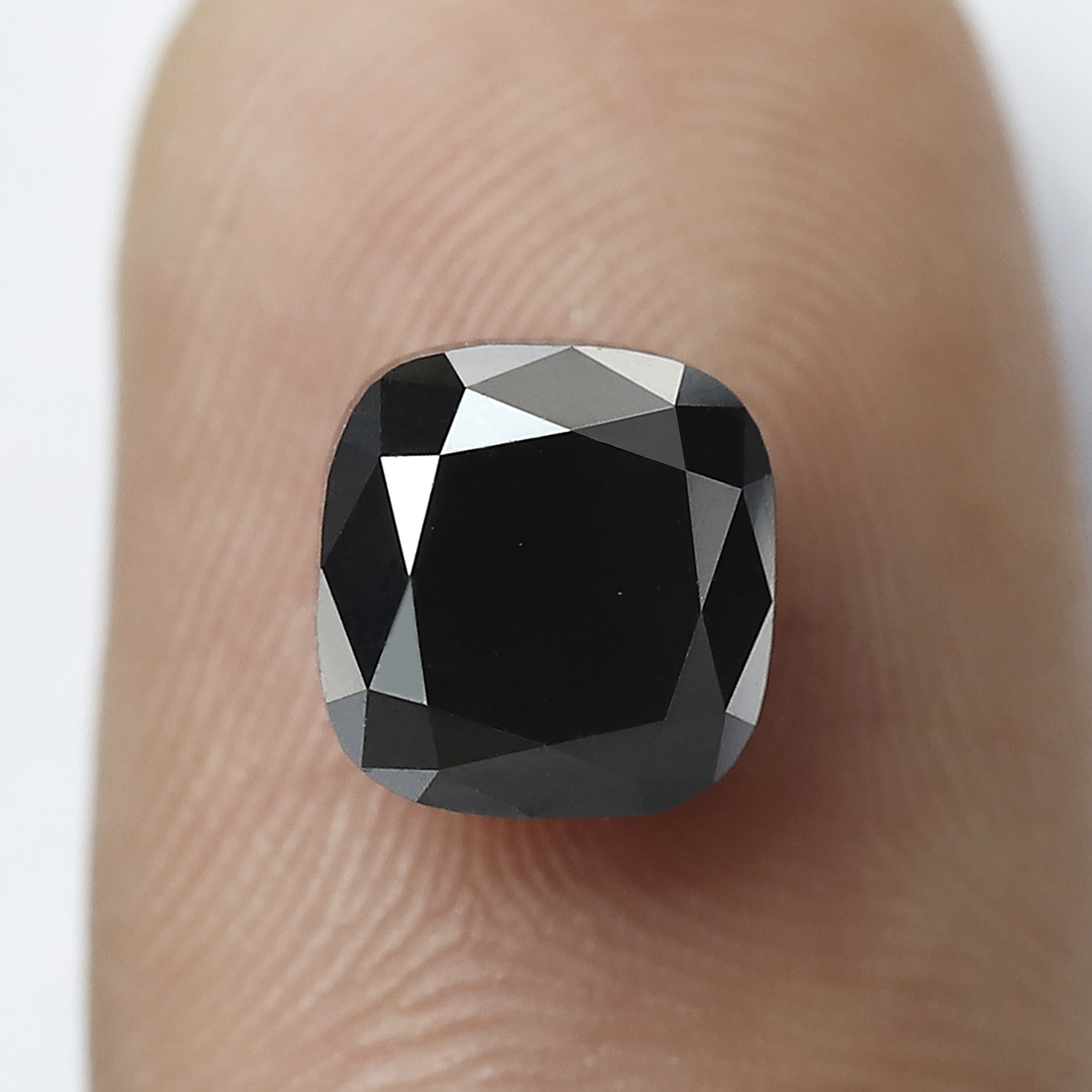 Loose Black Diamond Cushion Shape